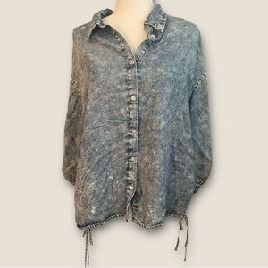 Marc New York Soft Denim Button Up Top Size M.
